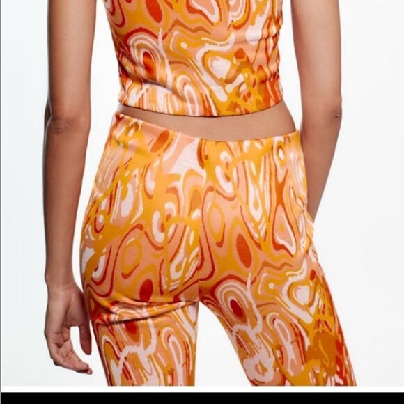 Zara GROOVY Tye dyed orange jacquard flare legging type stretch pants - Picture 4 of 6